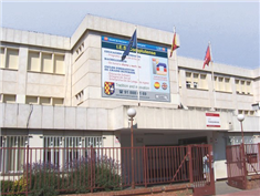 IES Complutense: Colegio Público en Alcalá de Henares,Secundaria,Bachillerato,Inglés,Laico,